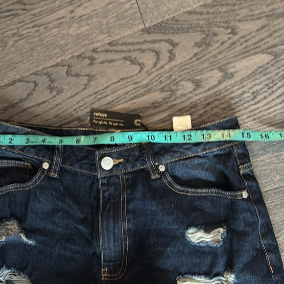 Charlotte Russe Refuge Mom Shorts Jean Shorts Size 9 - Picture 8 of 12